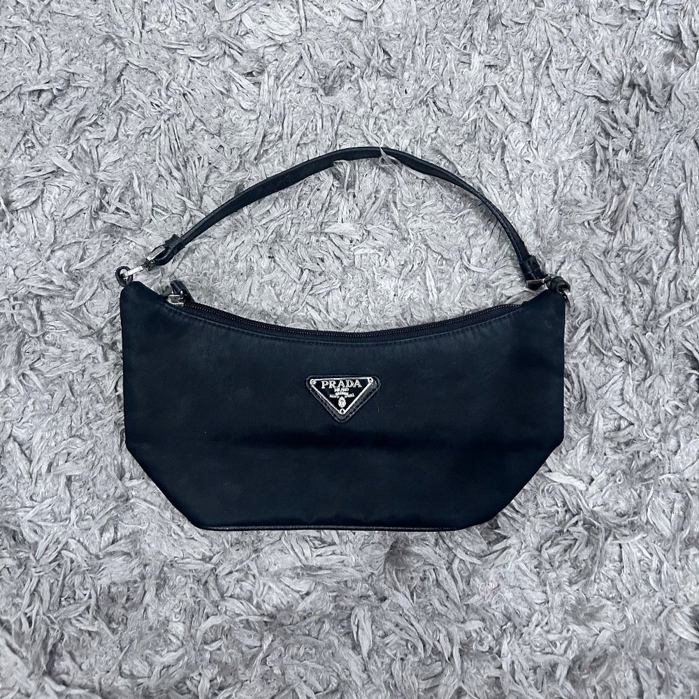 mini black shoulder bag